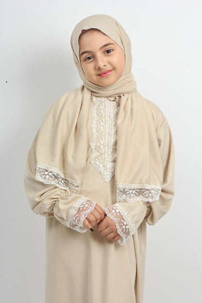 Krem Dantelli Kız Çocuk Namaz Elbisesi