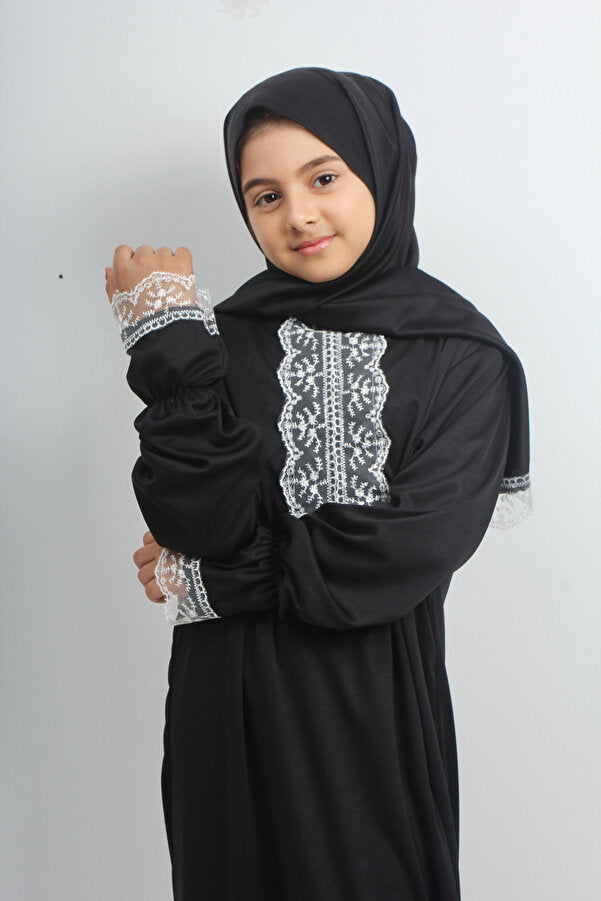 Siyah Dantelli Kız Çocuk Namaz Elbisesi