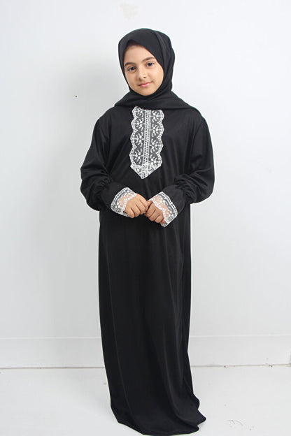 Siyah Dantelli Kız Çocuk Namaz Elbisesi