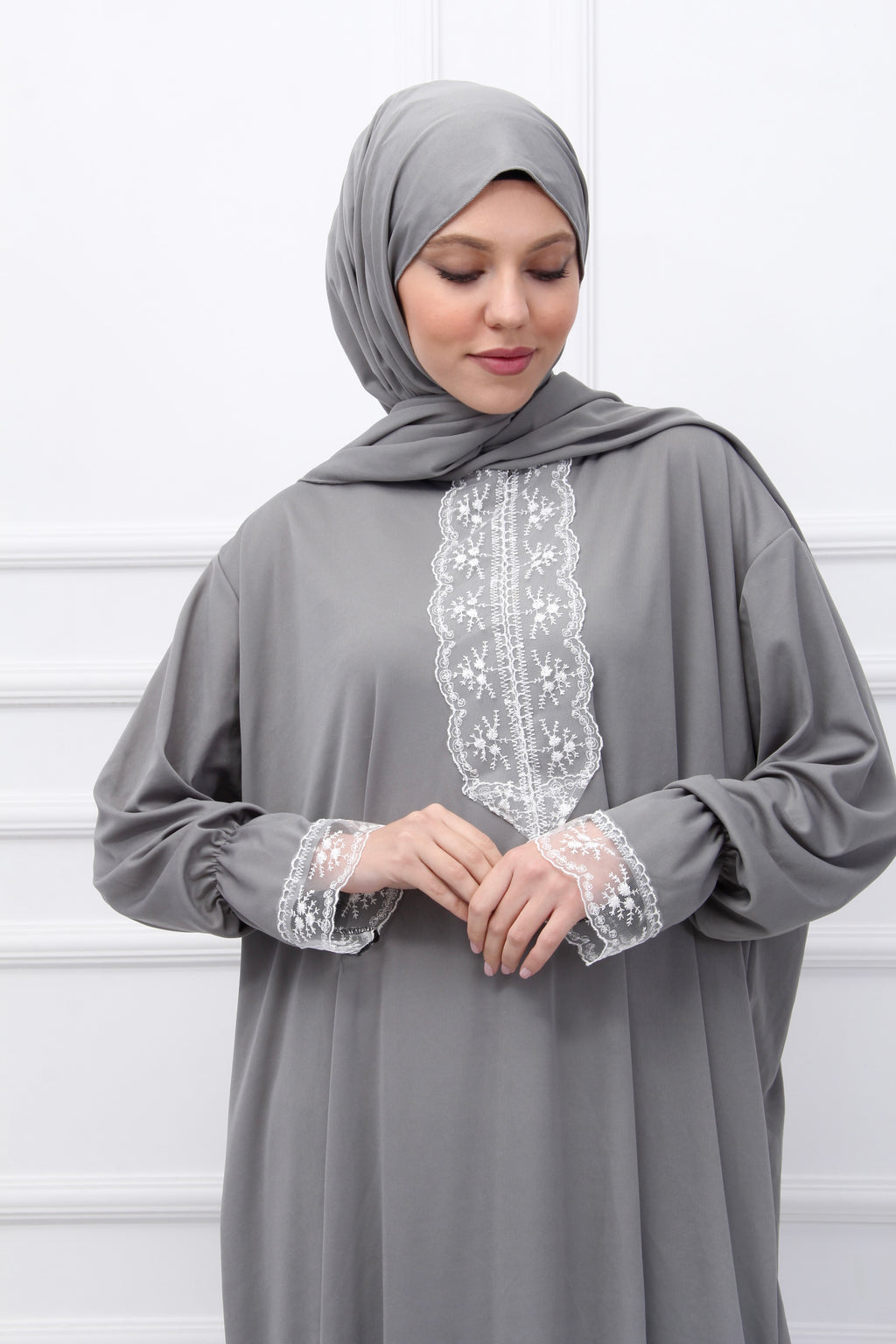 Gri Premium Dantelli Namaz Elbisesi